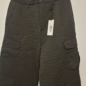 Women’s Quilted Cargo Pants in Dark Gray
